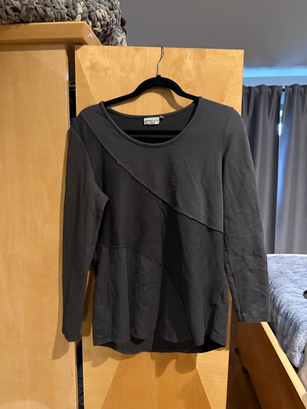 Prairie Cotton Made in USA Long Sleeve Top – Size Small